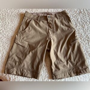 Men’s StormTech Shorts Beige Size 30